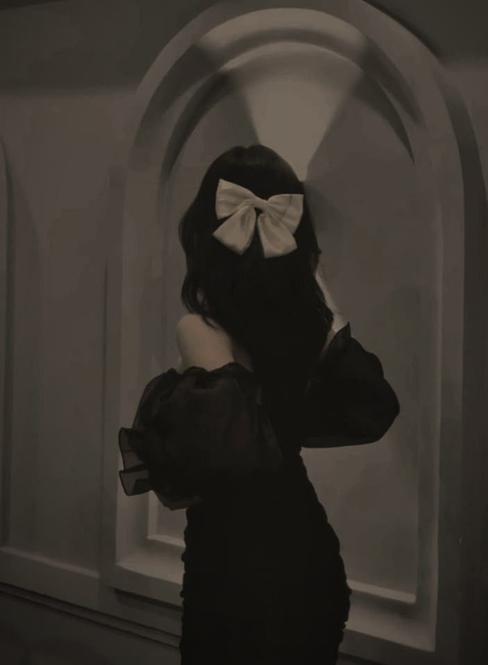 Dark Coquette PFP